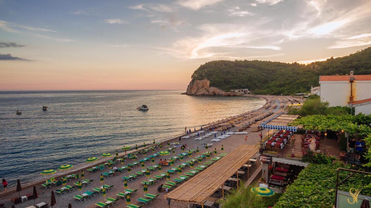 Hotel Savojo Petrovac Екстер'єр фото