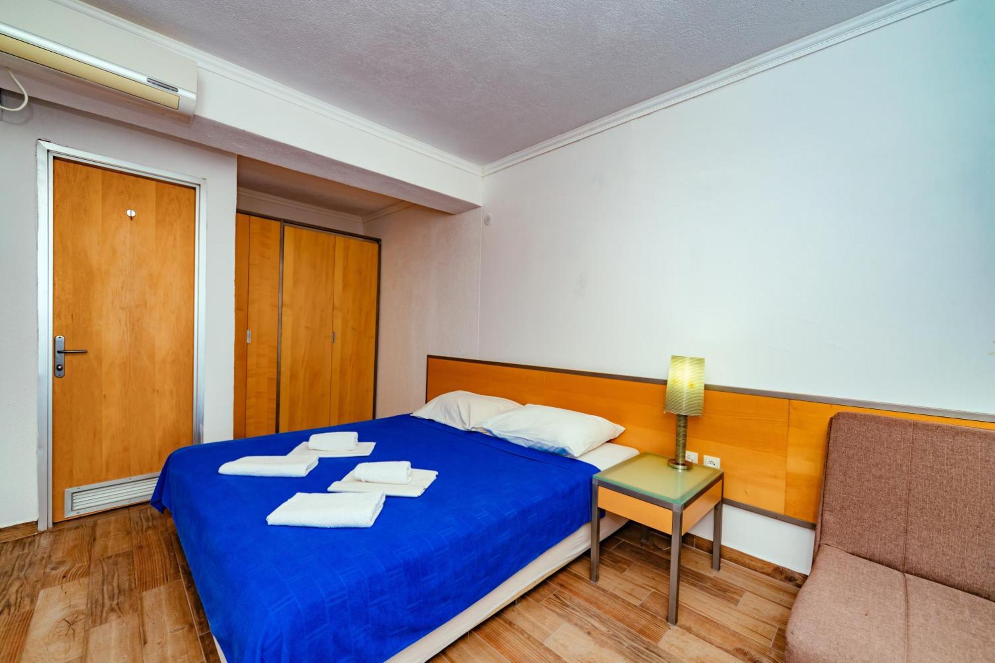 Hotel Savojo Petrovac Екстер'єр фото