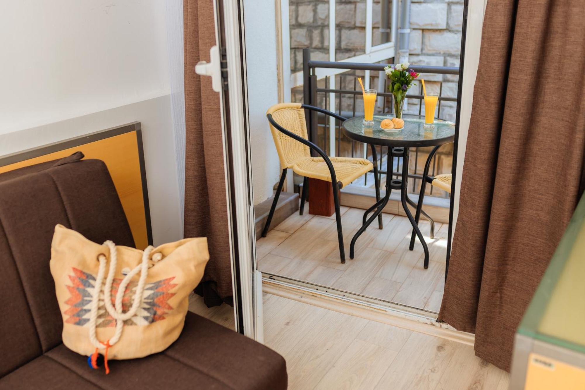 Hotel Savojo Petrovac Номер фото