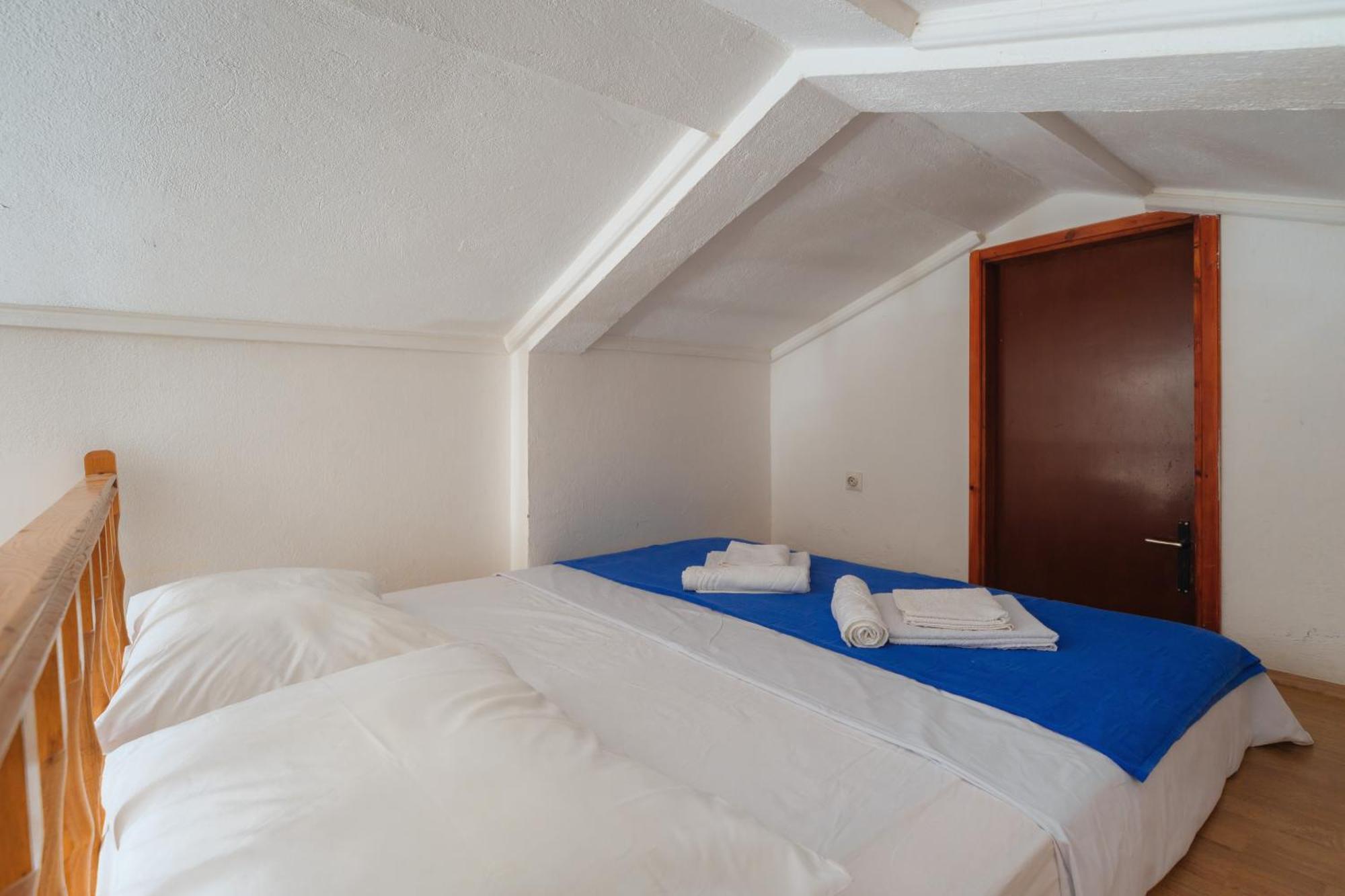 Hotel Savojo Petrovac Номер фото
