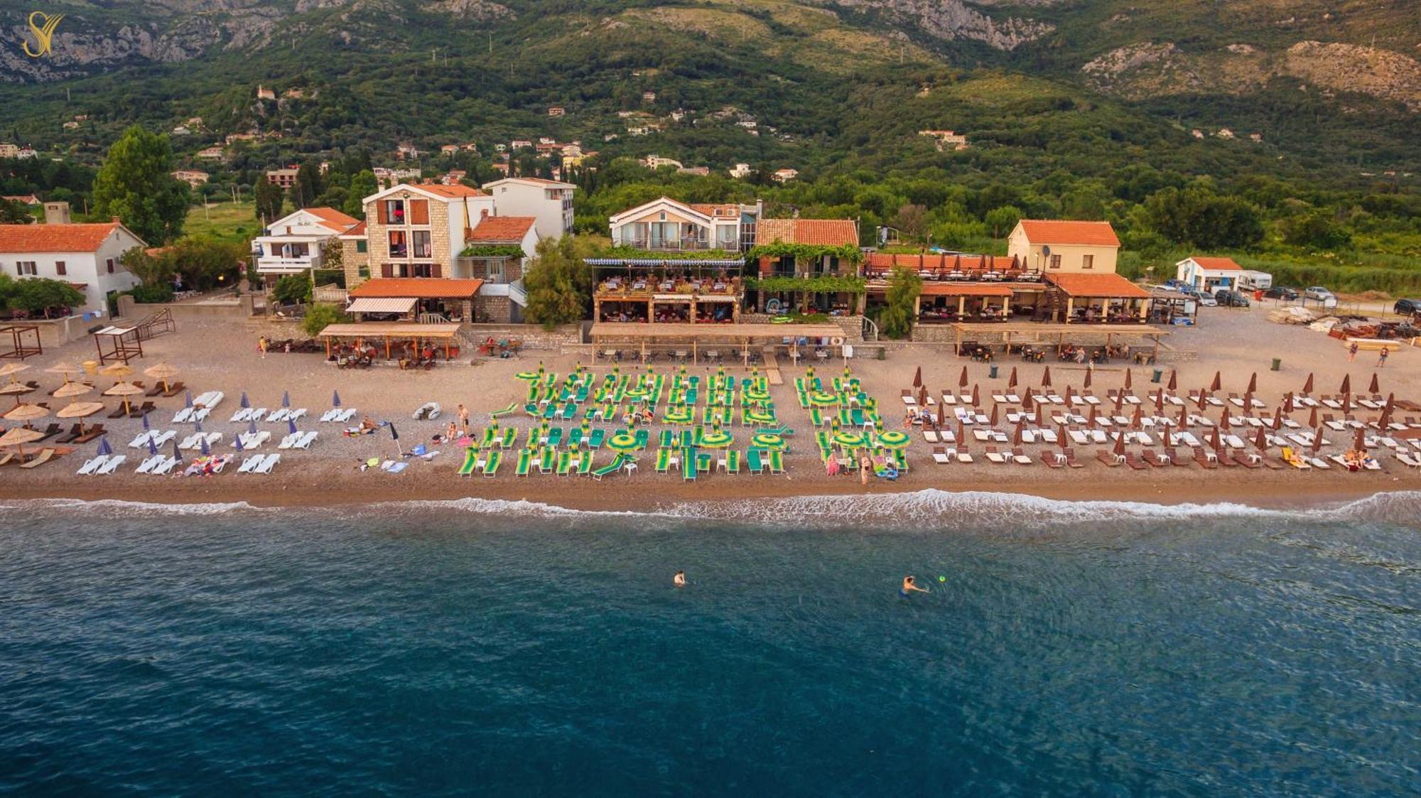 Hotel Savojo Petrovac Екстер'єр фото