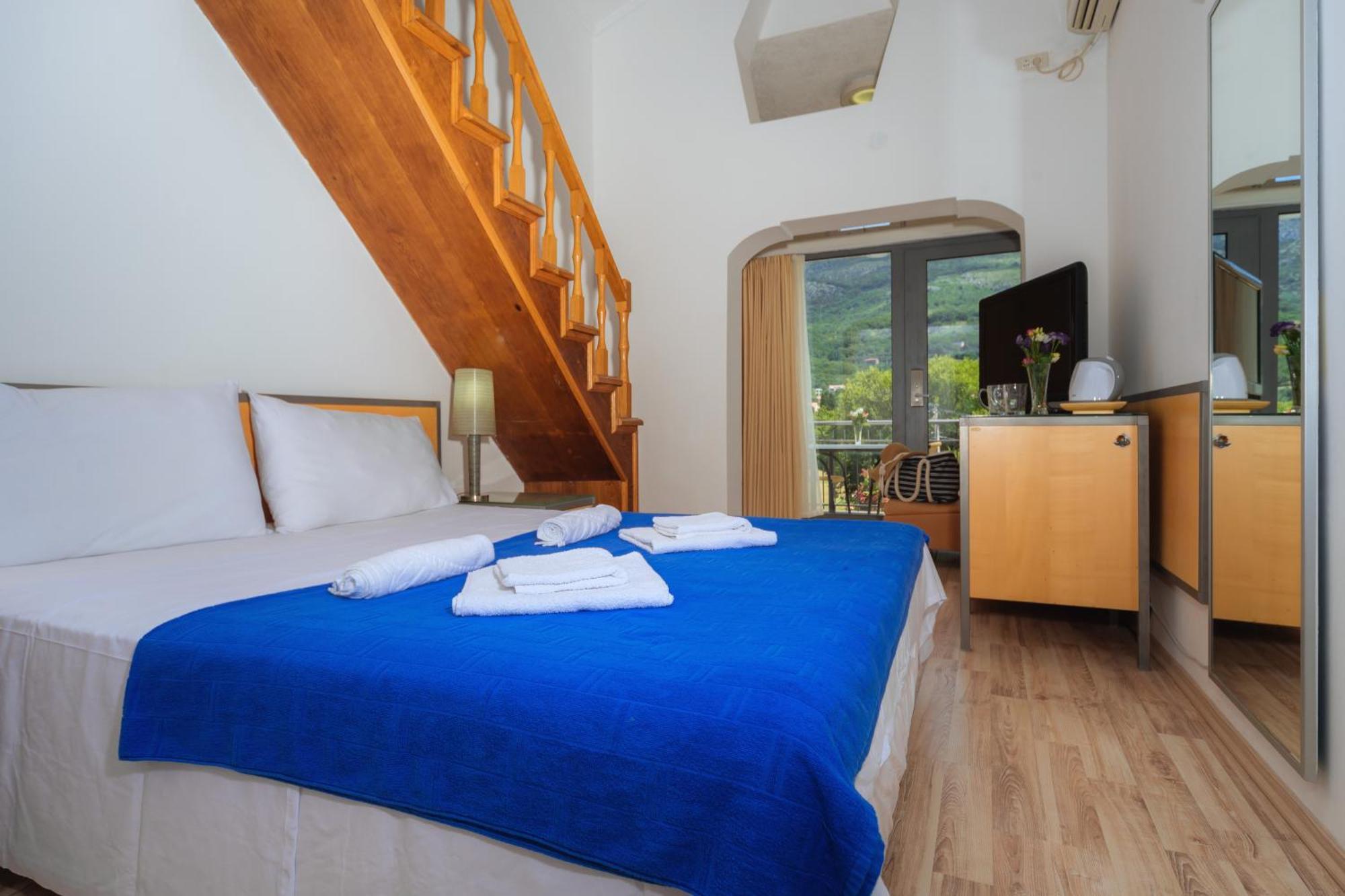 Hotel Savojo Petrovac Номер фото